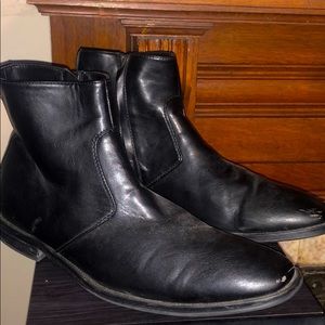 Kenneth Cole NYC boots